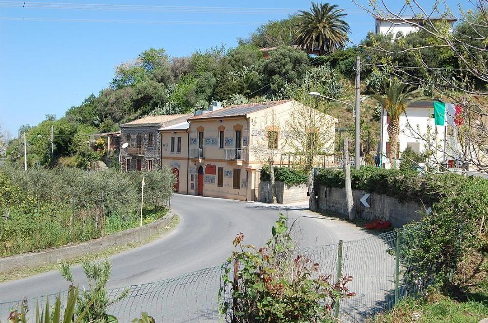 Agriturismo Parra Santa Lucia del Mela Εξωτερικό φωτογραφία