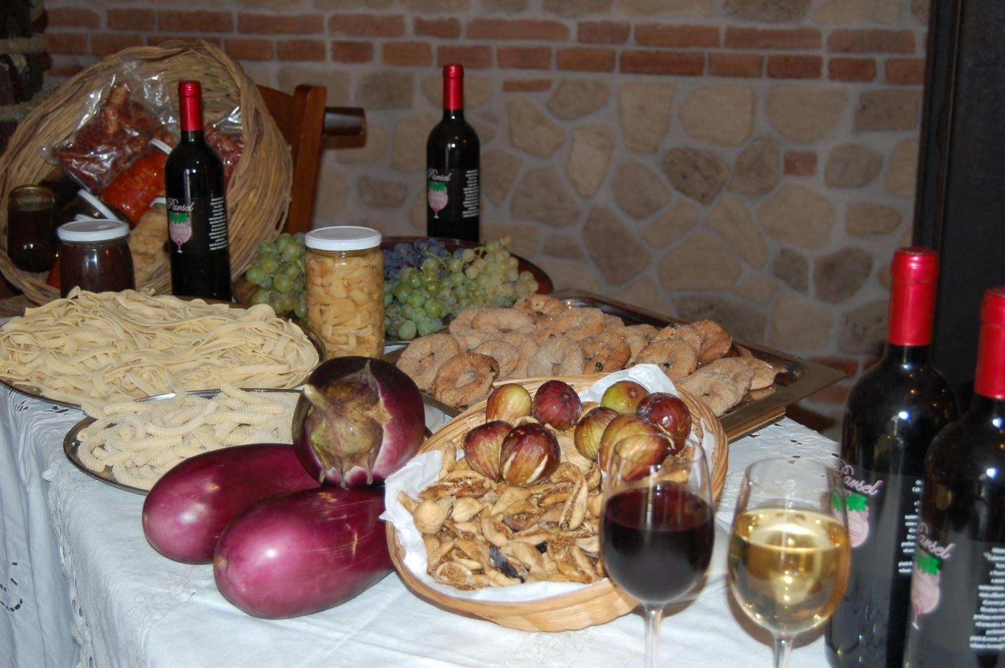 Agriturismo Parra Santa Lucia del Mela Εξωτερικό φωτογραφία