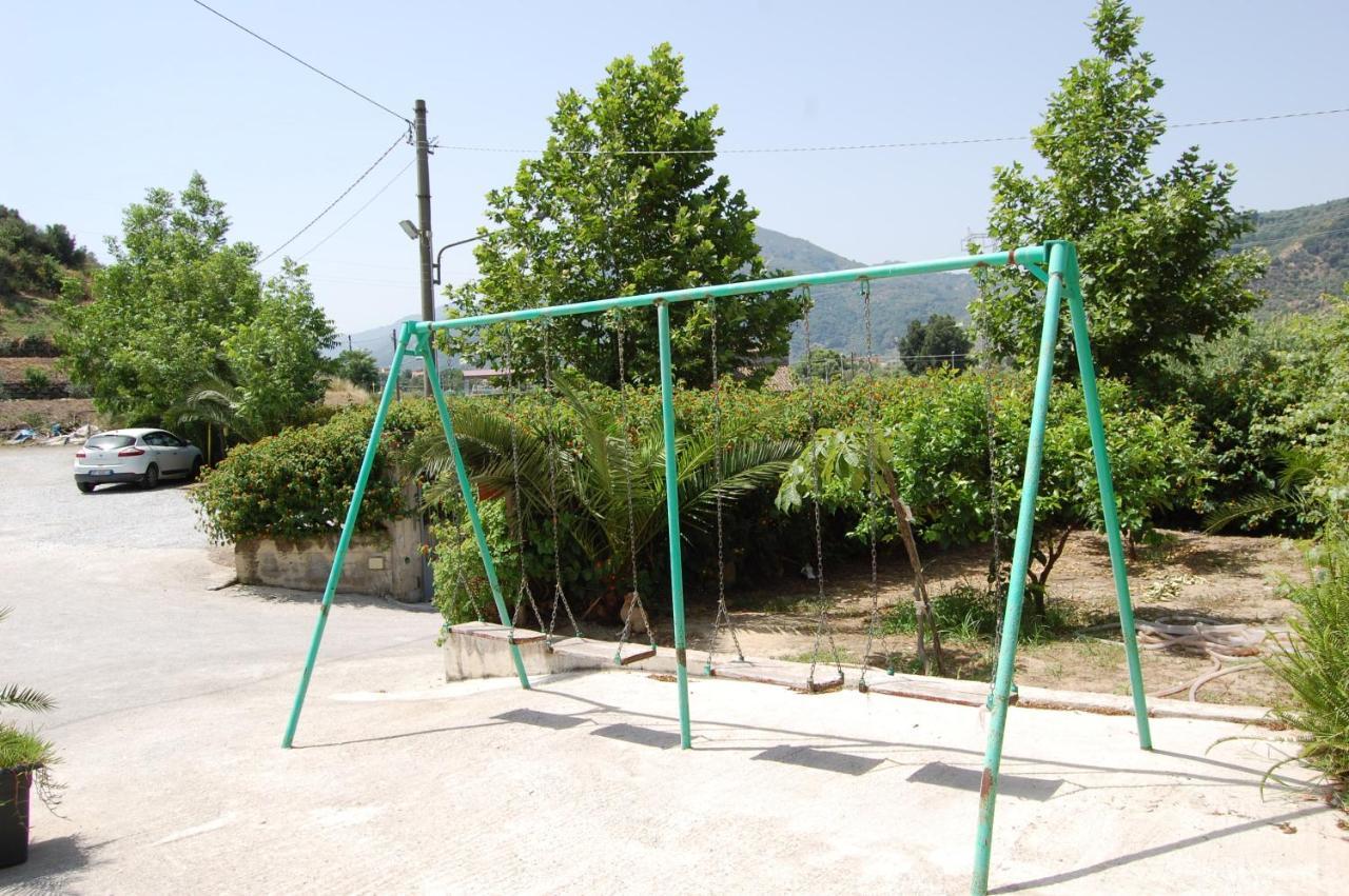 Agriturismo Parra Santa Lucia del Mela Εξωτερικό φωτογραφία
