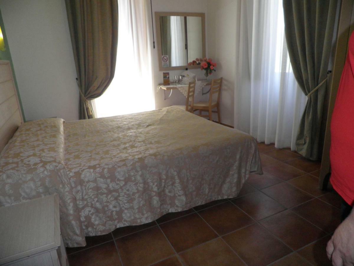 Agriturismo Parra Santa Lucia del Mela Εξωτερικό φωτογραφία